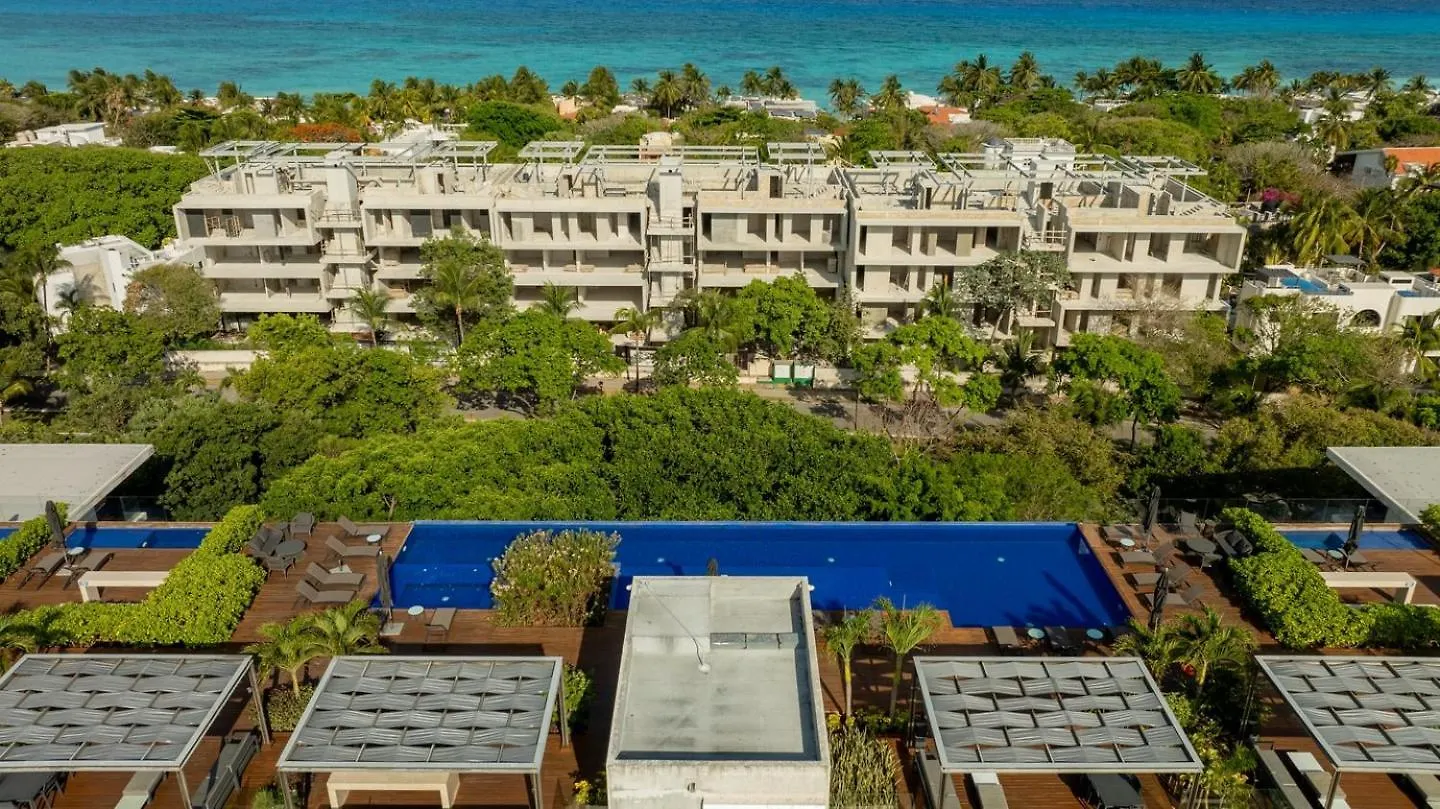 3Br Luxury Condo W/ Private Rooftop Pool & Gym 普拉亚卡门