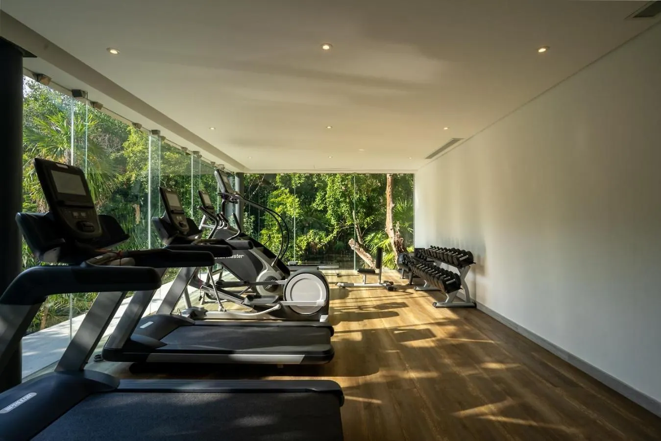 3Br Luxury Condo W/ Private Rooftop Pool & Gym Playa del Carmen Apartment