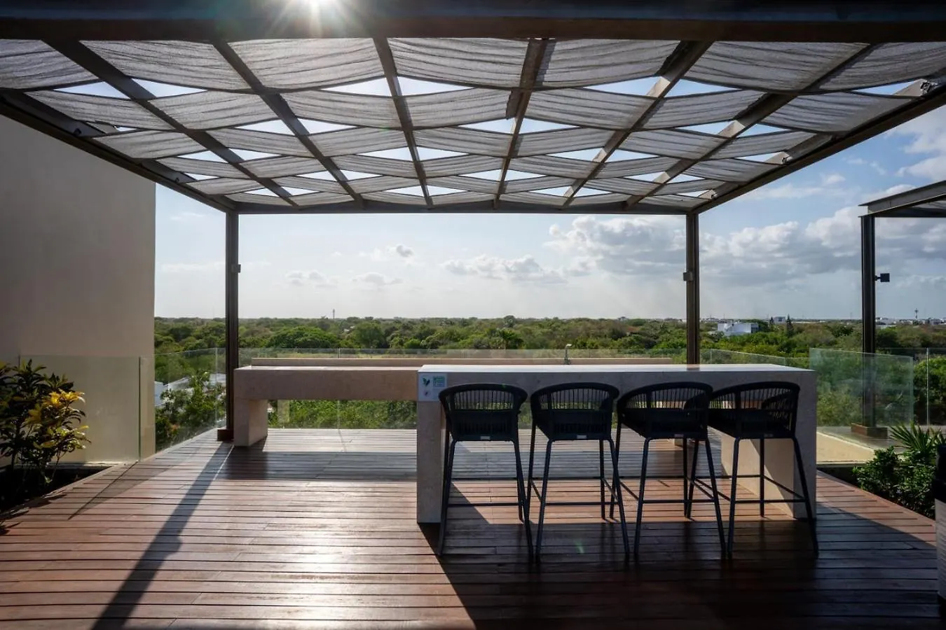 Apartment 3Br Luxury Condo W/ Private Rooftop Pool & Gym Playa del Carmen